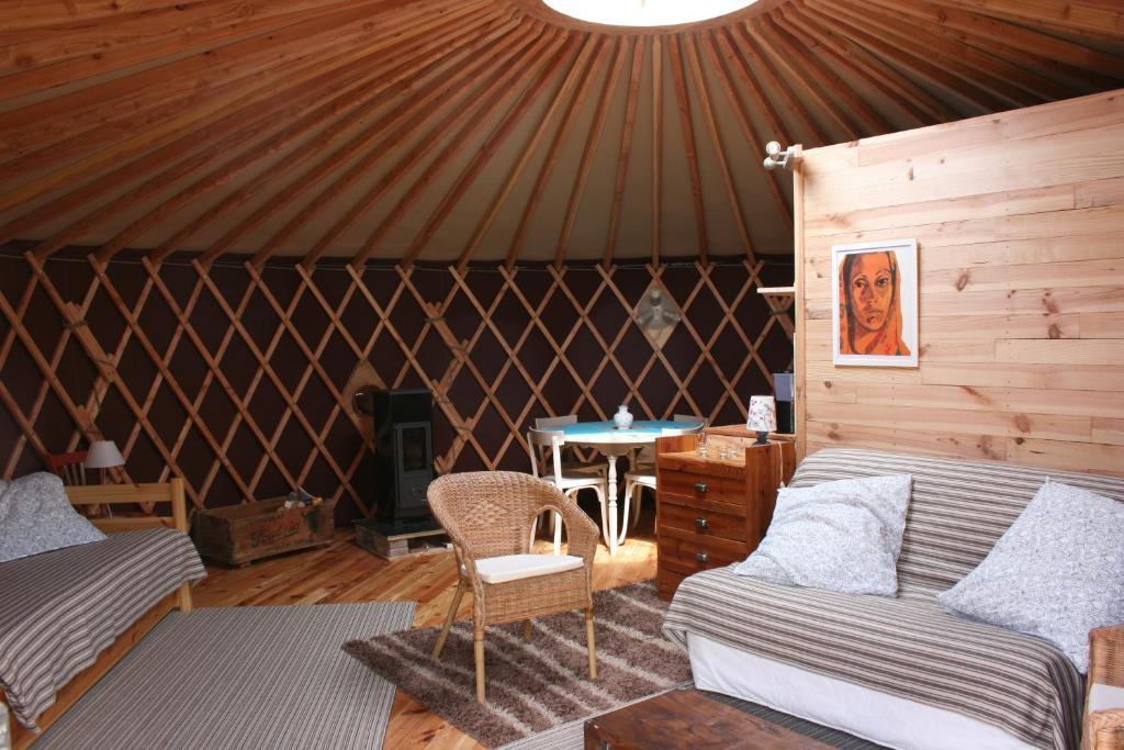 Yourtes En Terrasse Bonneval  Room photo