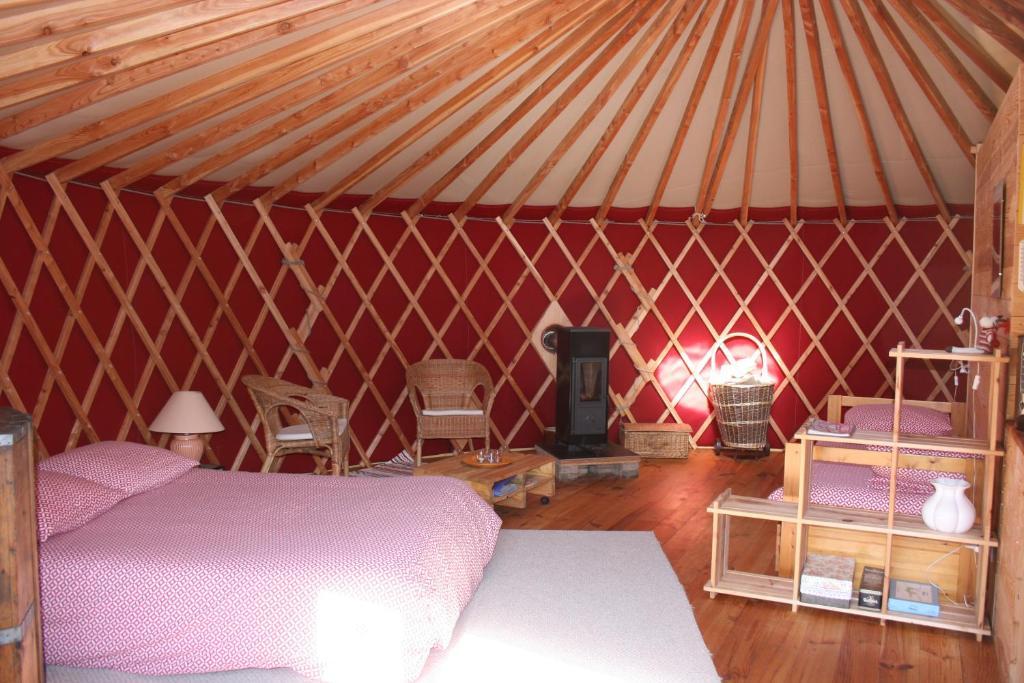 Yourtes En Terrasse Bonneval  Room photo