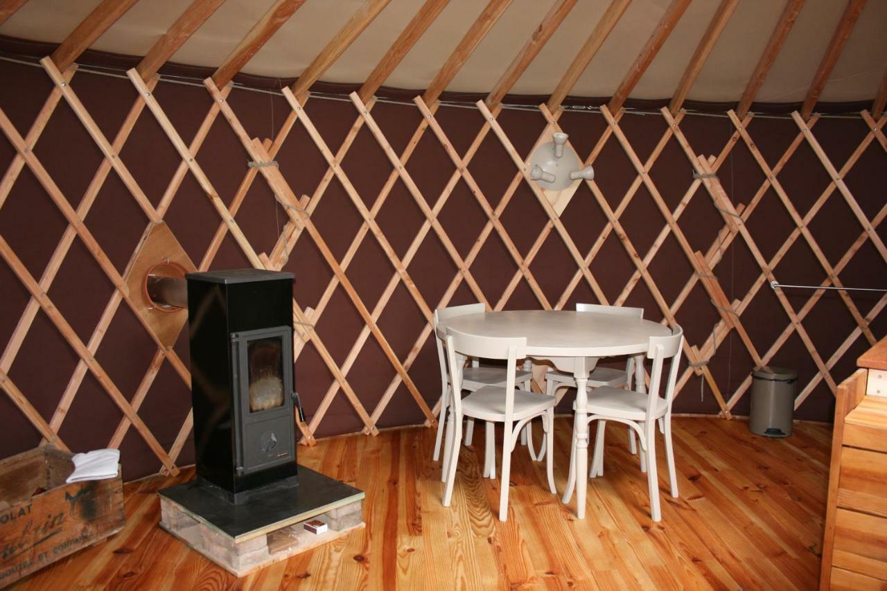 Yourtes En Terrasse Bonneval  Room photo